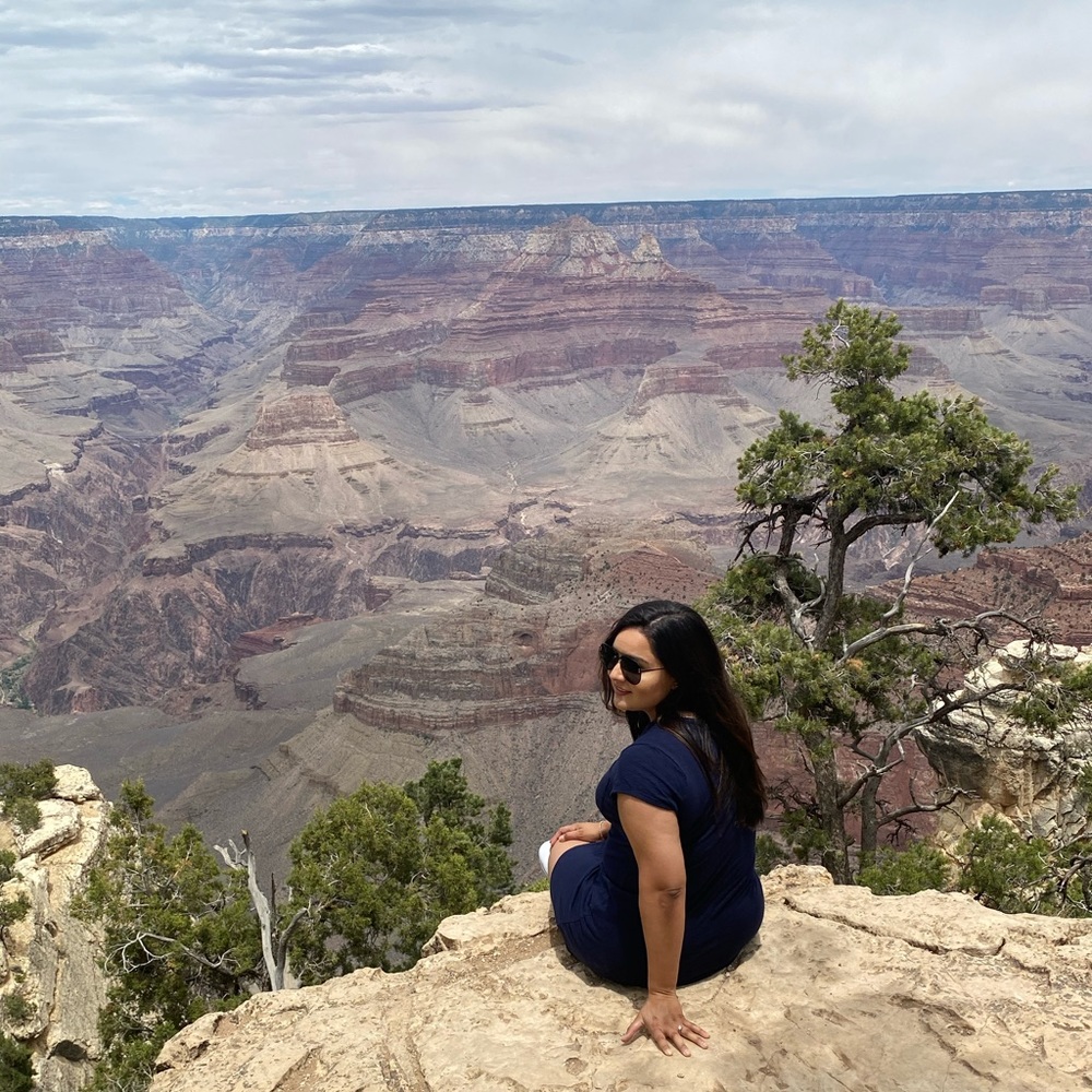 Meet your Posher, Ana